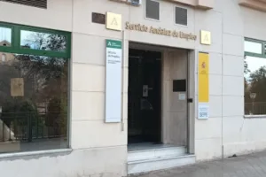 Oficina del SEPE Granada (Fuentenueva)